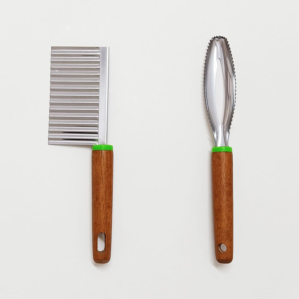 Crinkle Potato Cutter And Fish Scaler Scraper