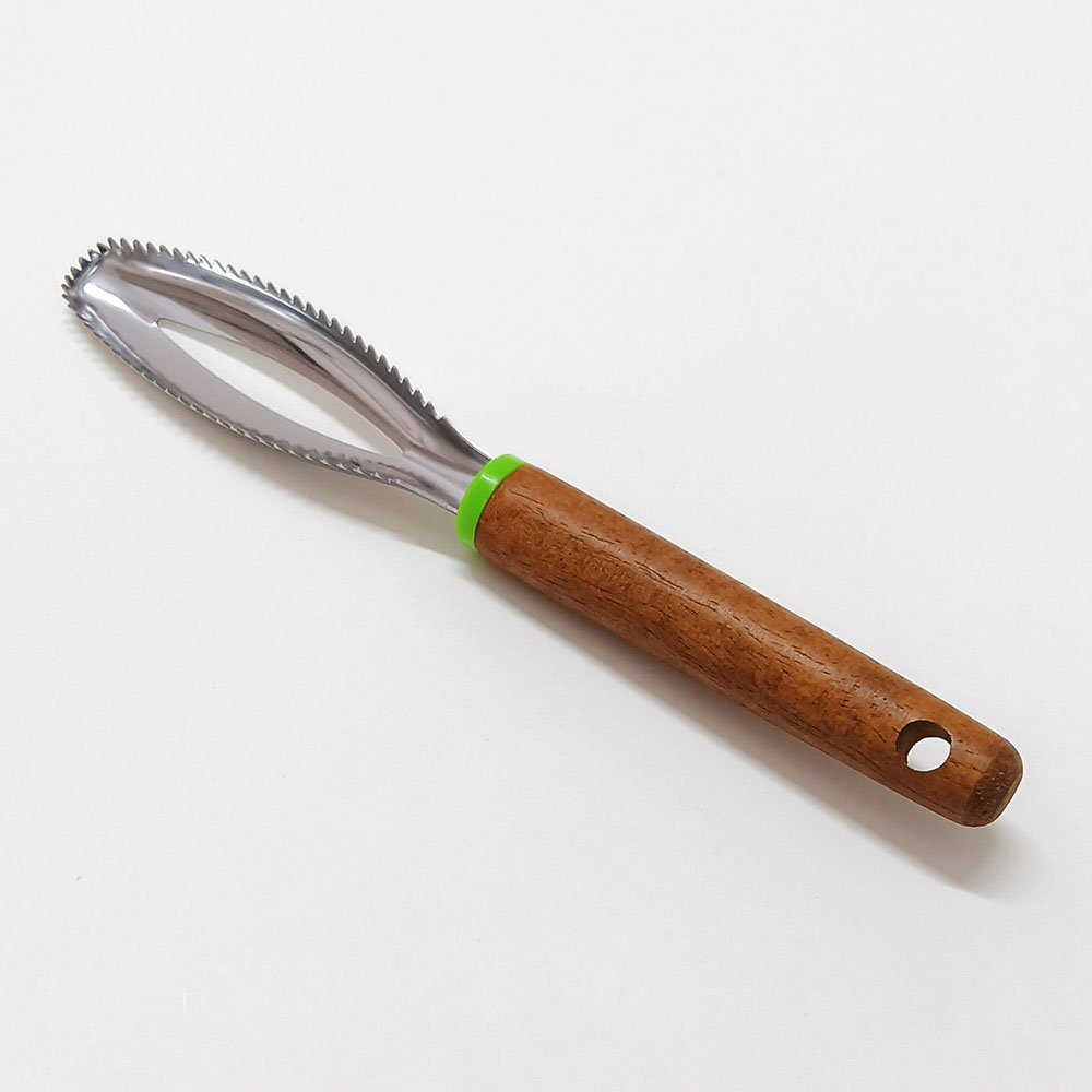 Crinkle Potato Cutter And Fish Scaler Scraper