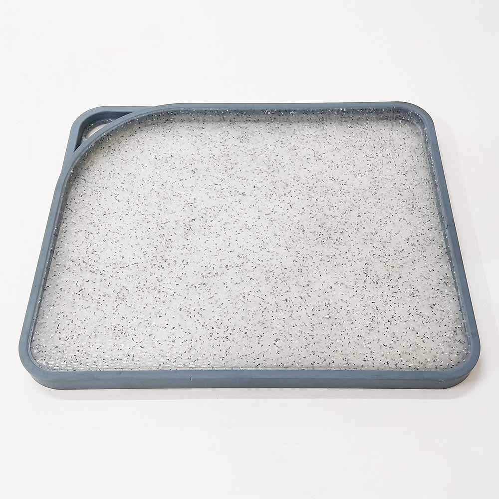 Double-Sided Chopping Boards with Dual Inclined Design