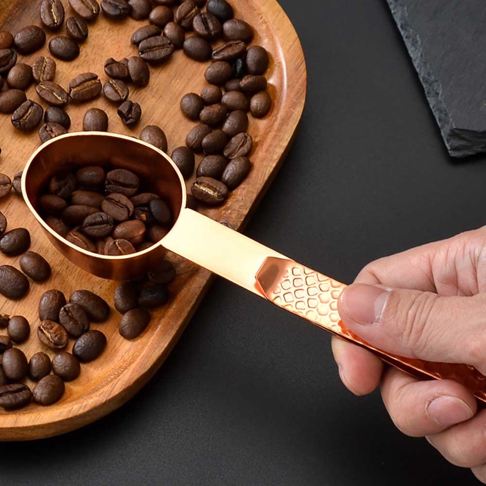 Coffee Scoop with Sealable Clip