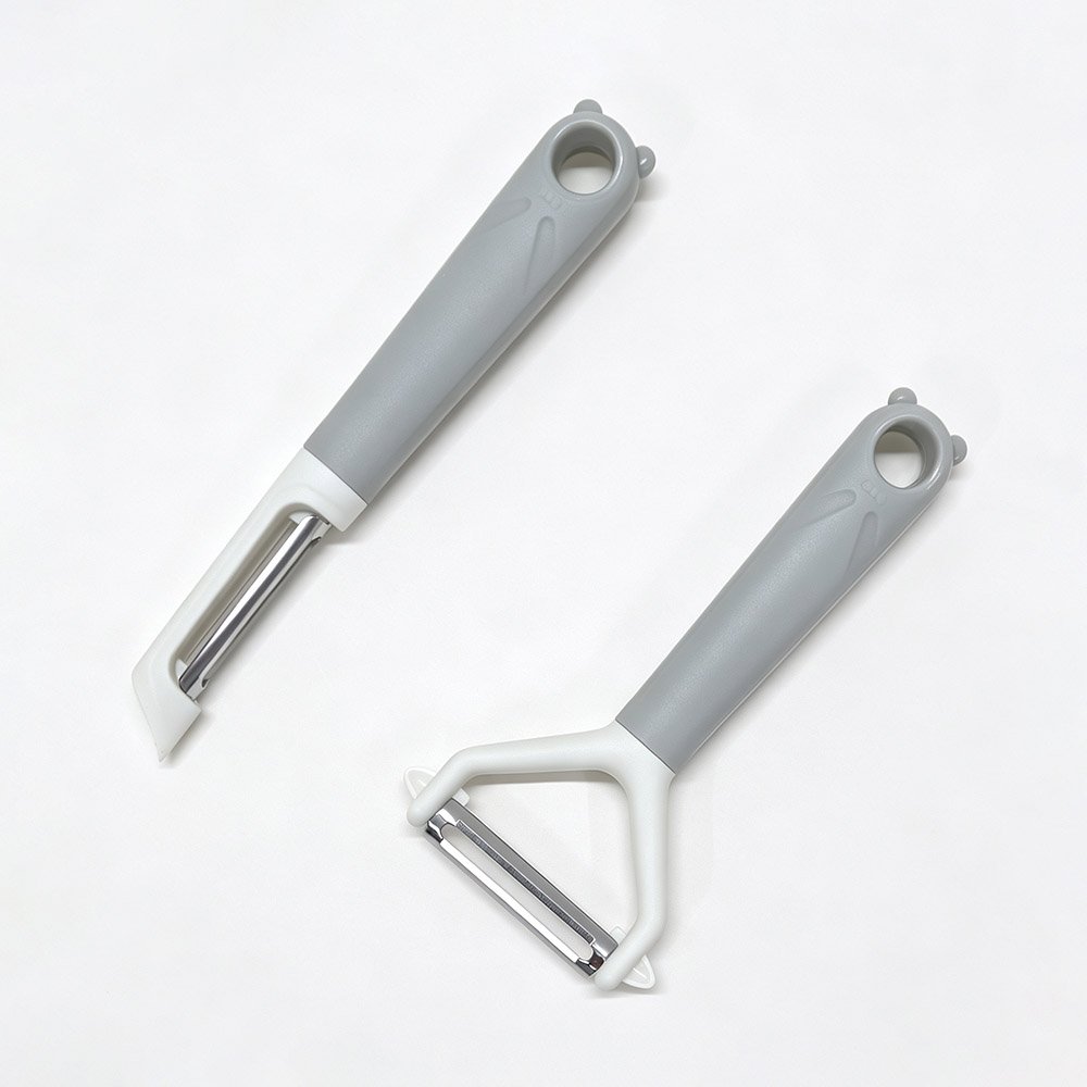 Cute Bear-Shaped Peeler Set