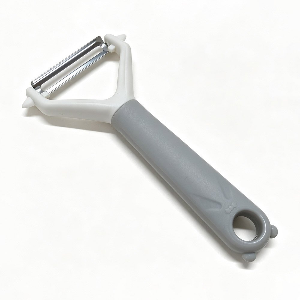 Cute Bear-Shaped Peeler Set